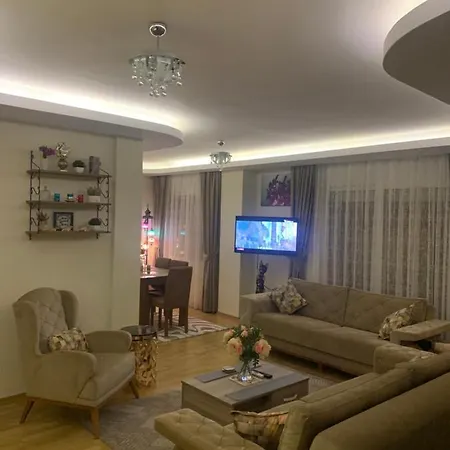 132. Sokak Door 1 * 말마리스